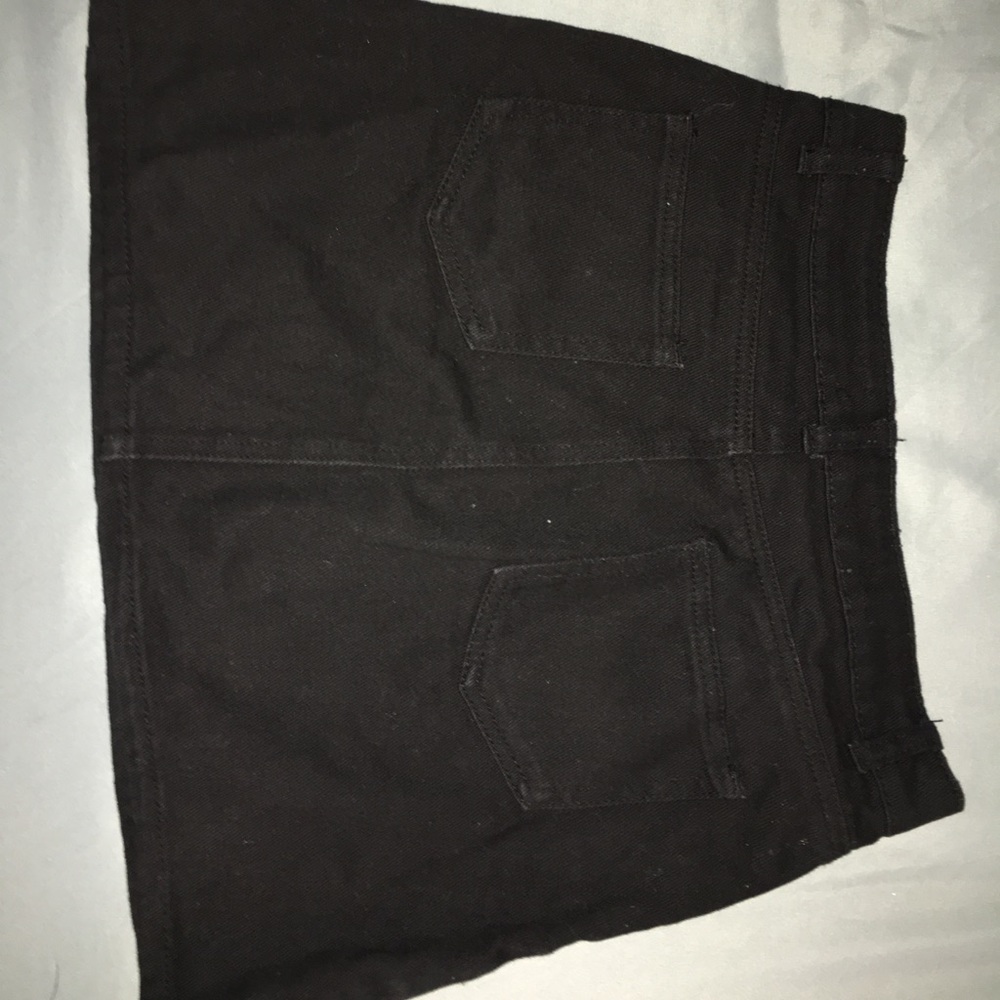 Skirt - Picture 3 of 5
